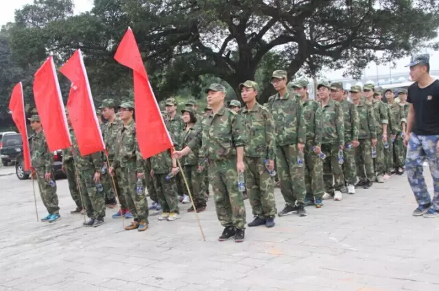 奧美格2016年黃埔軍校拓展培訓